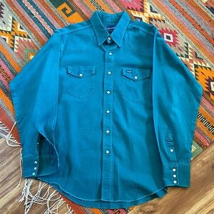 90s USA made Wrangler Teal Pearl Snap Casual Button Down Shirt